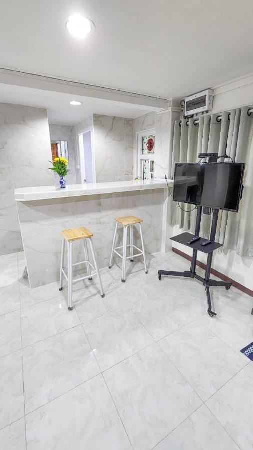 Apartment A4 Dindaeng Bangkok Dış mekan fotoğraf